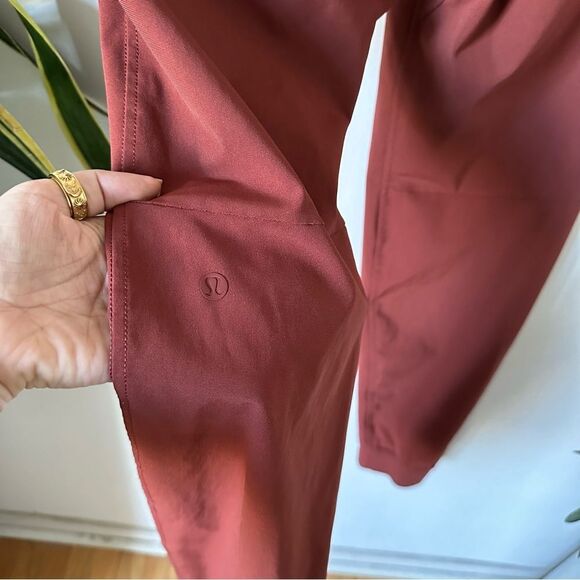 Lululemon ABC Jogger *Warpstreme in Date Brown Size M - Picture 4 of 7